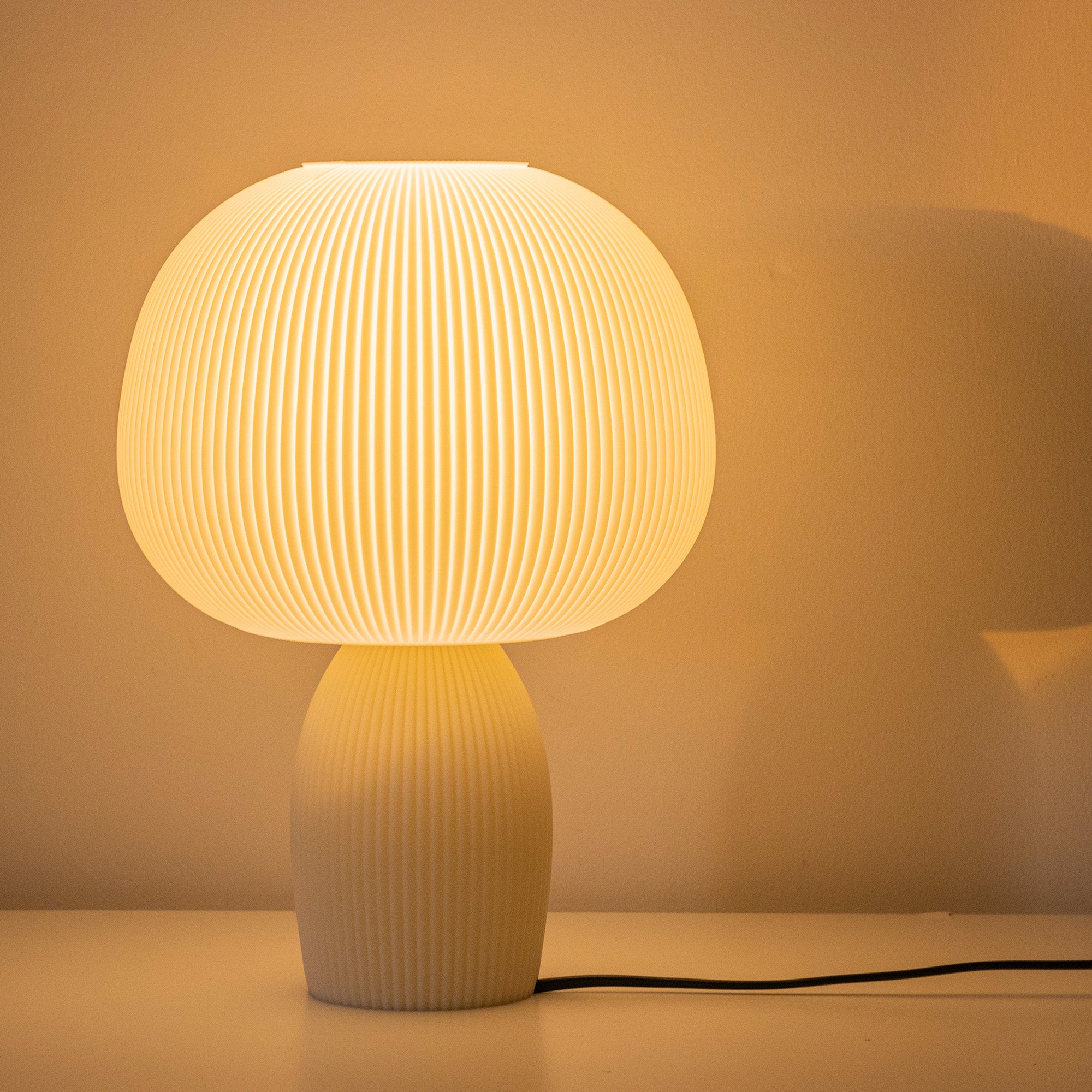 Bovi Table Lamp
